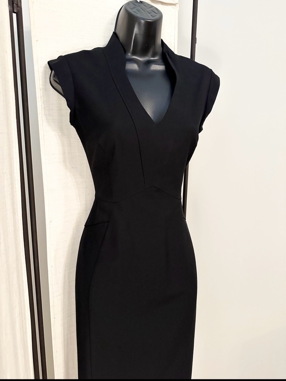 Reiss Black V-Neck Cap Sleeve Midi Sheath Dress - Picture 5 of 16